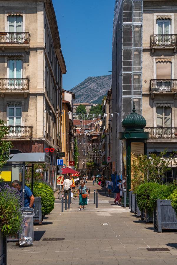 L'Etoile Grenobloise Daire Grenoble Dış mekan fotoğraf