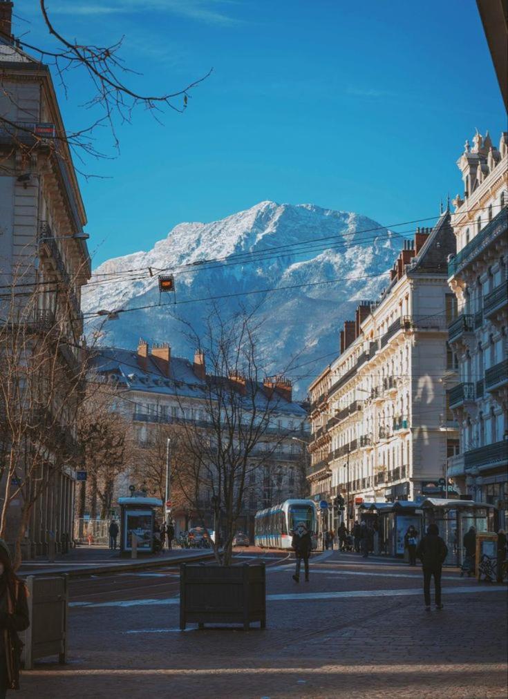 L'Etoile Grenobloise Daire Grenoble Dış mekan fotoğraf